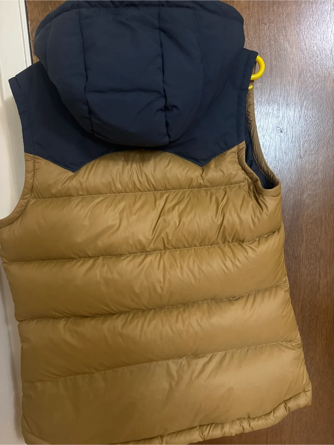 Patagonia Puffer Vest image indicator(2)