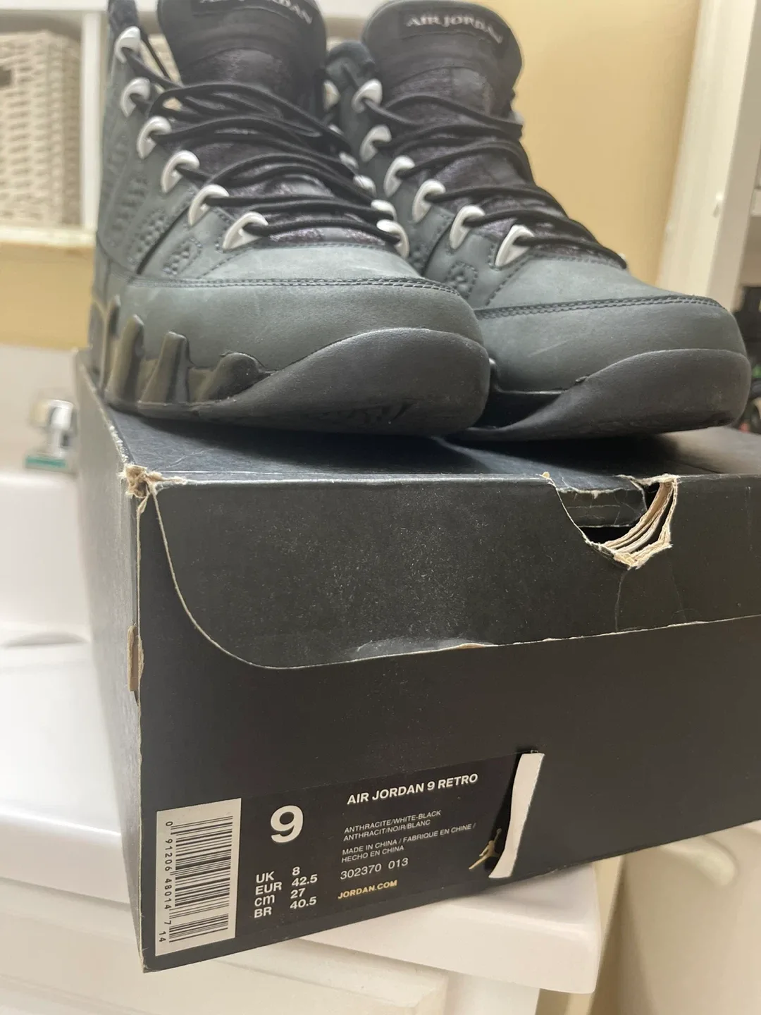 Air Jordan 9 Retro Anthracite Size 9 image indicator(5)