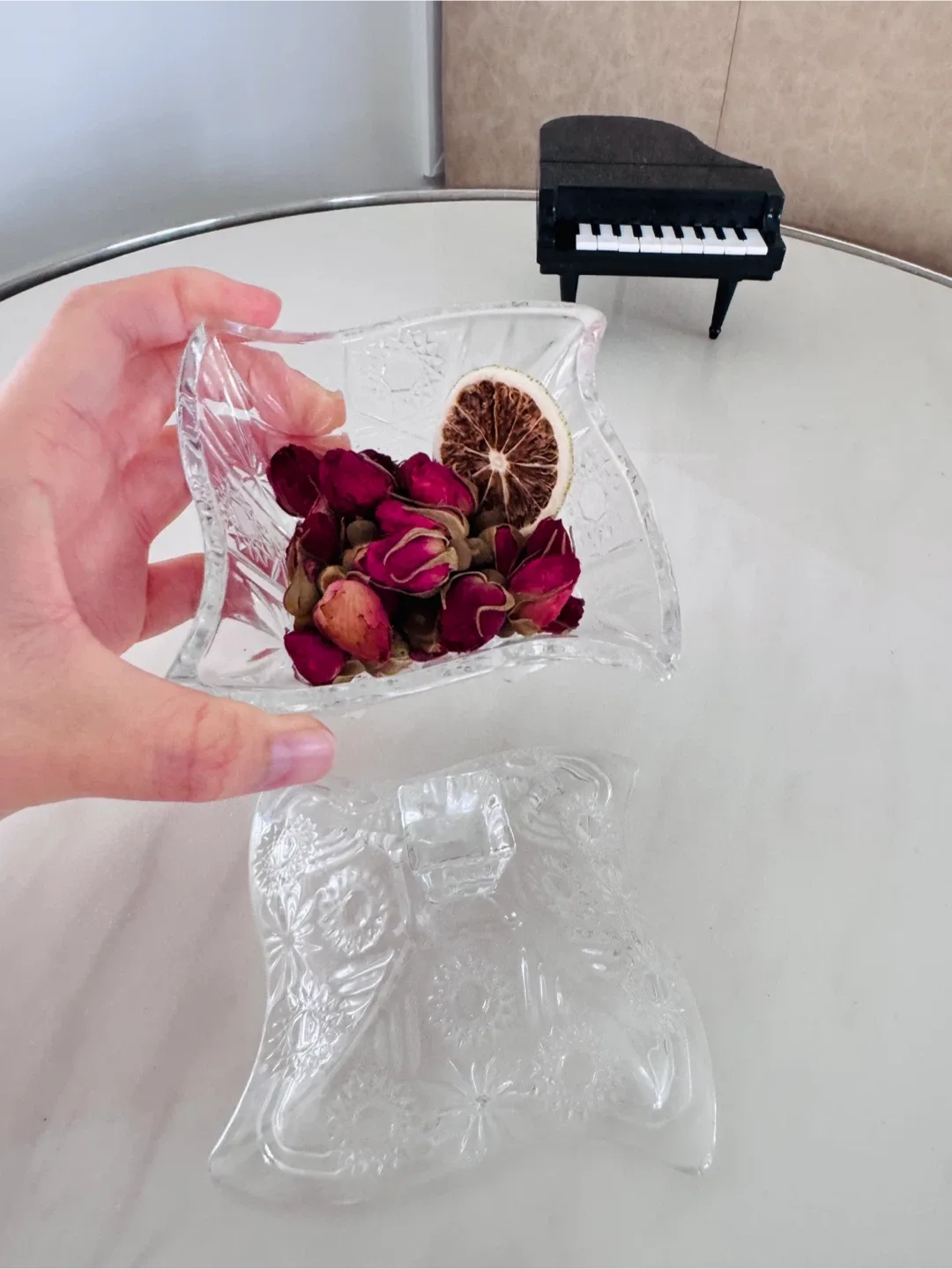 Vintage Clear Glass Candy Dish with Lid image indicator(4)