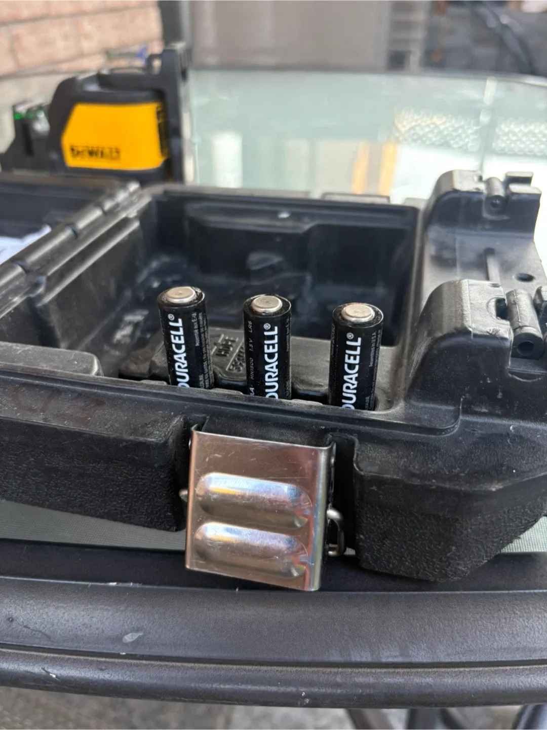 DeWalt LaserChalkLine Laser Line Generator image indicator(7)