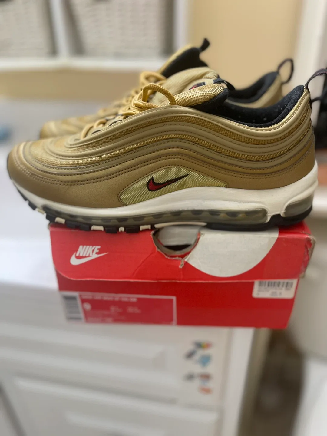 Nike Air Max 97 OG QS Metallic Gold (Size 9) image indicator(2)