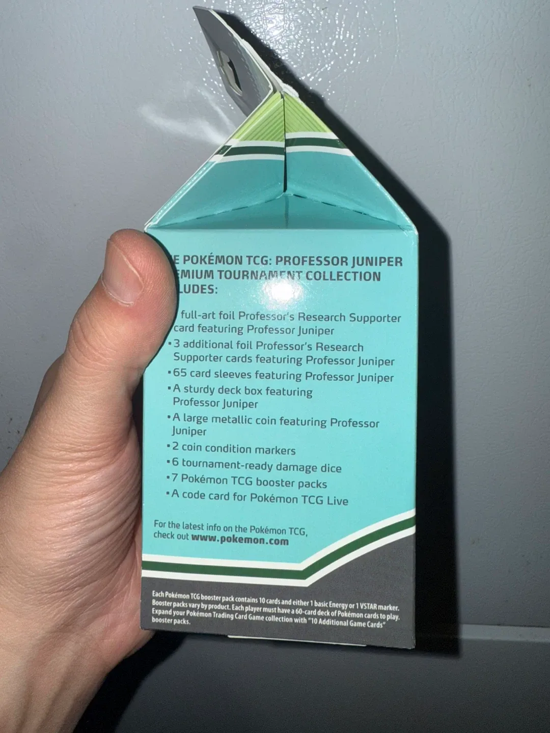 Pokemon Professor Juniper Premium Tournament Collection Box image indicator(3)