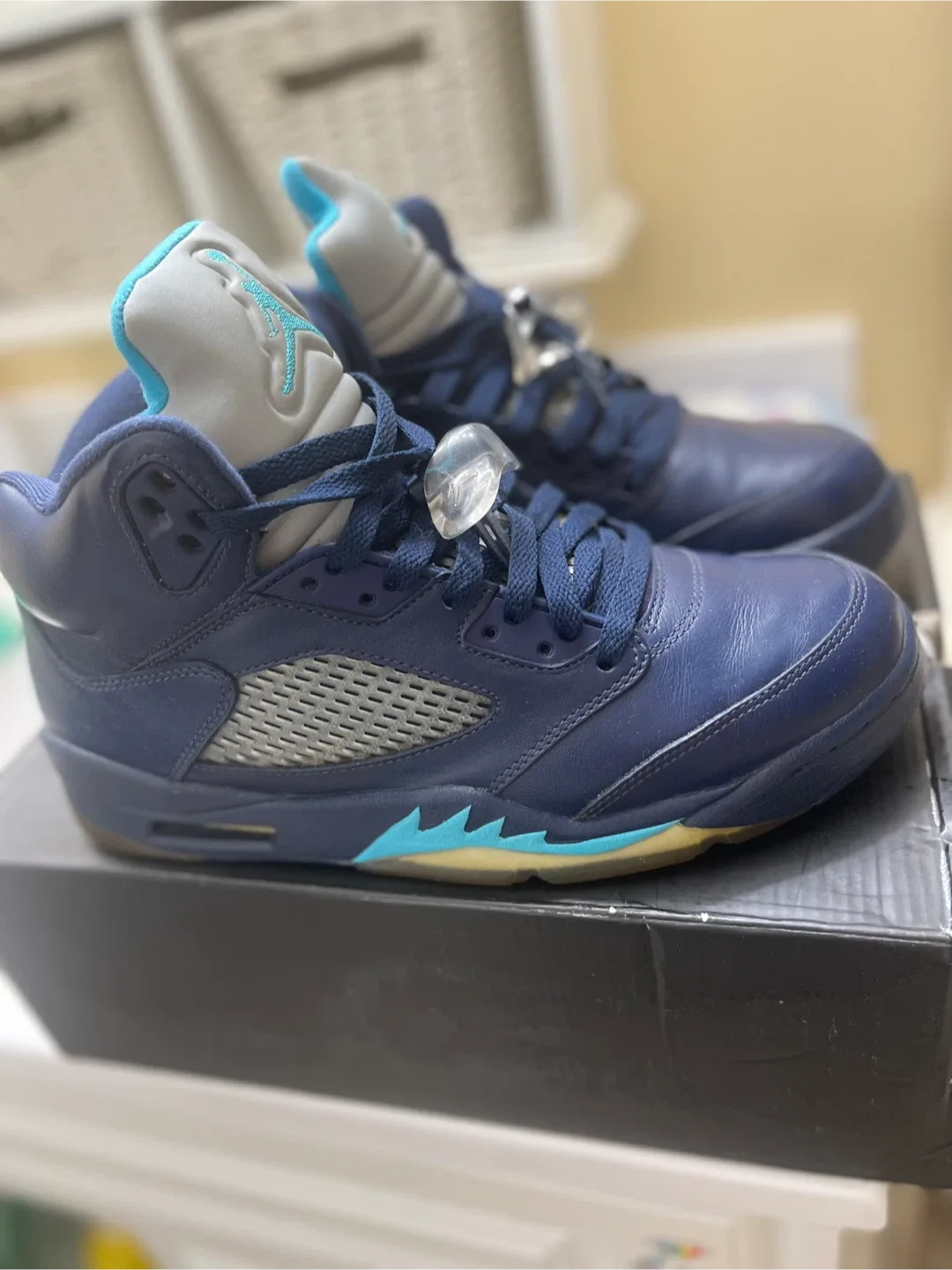 Air Jordan 5 Retro Blue Bird Size 9 image indicator(4)
