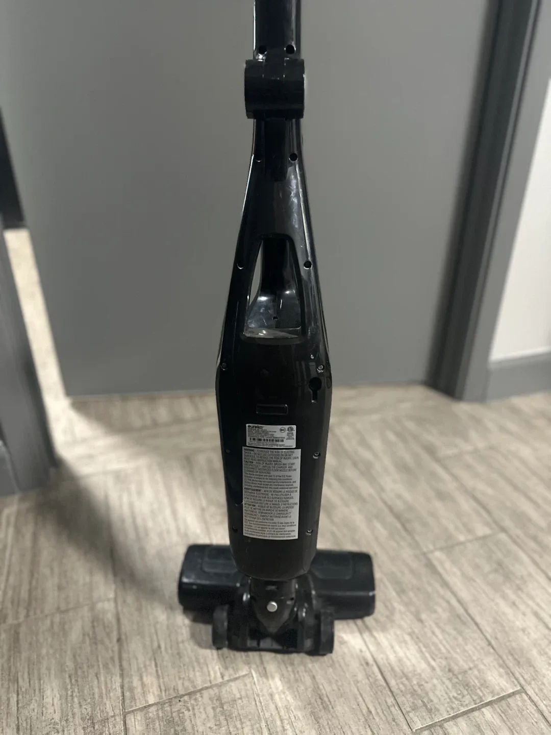 Eureka Black Stick Vacuum image indicator(3)