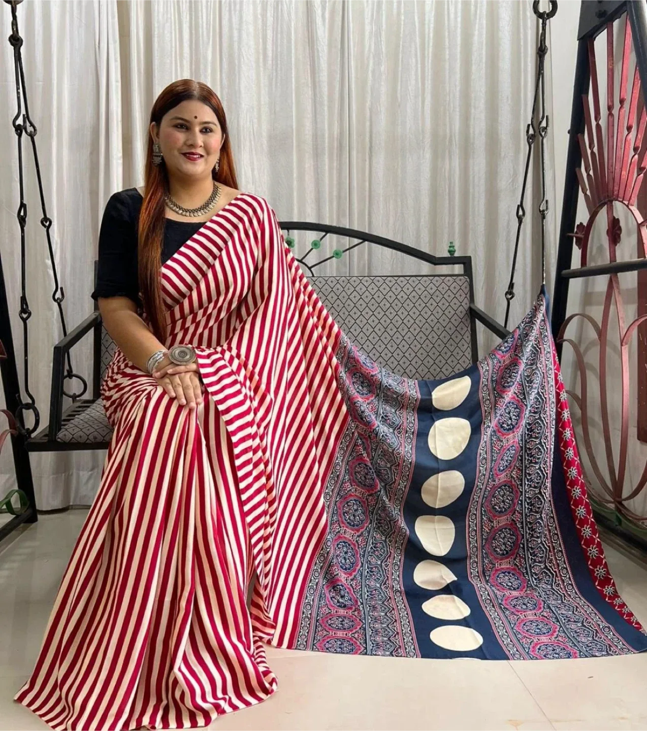 Designer Saree thumbnail