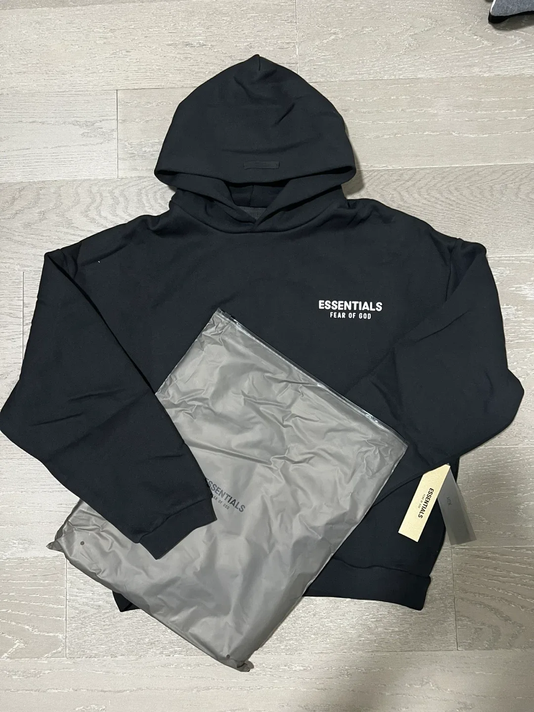New Essentials Fear of God Black Hoodie thumbnail