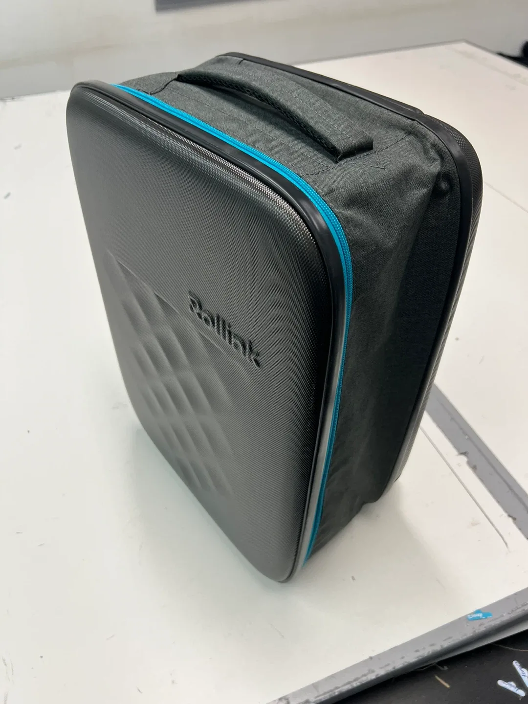 Ultra-Slim Foldable Carry-On Luggage 35 L – Collapses to 5 cm