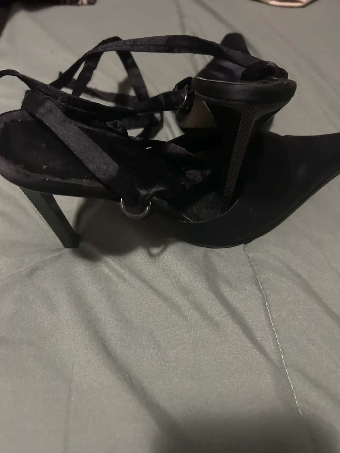 Prodotto Tutto Black Heels - Size 39 image indicator(2)