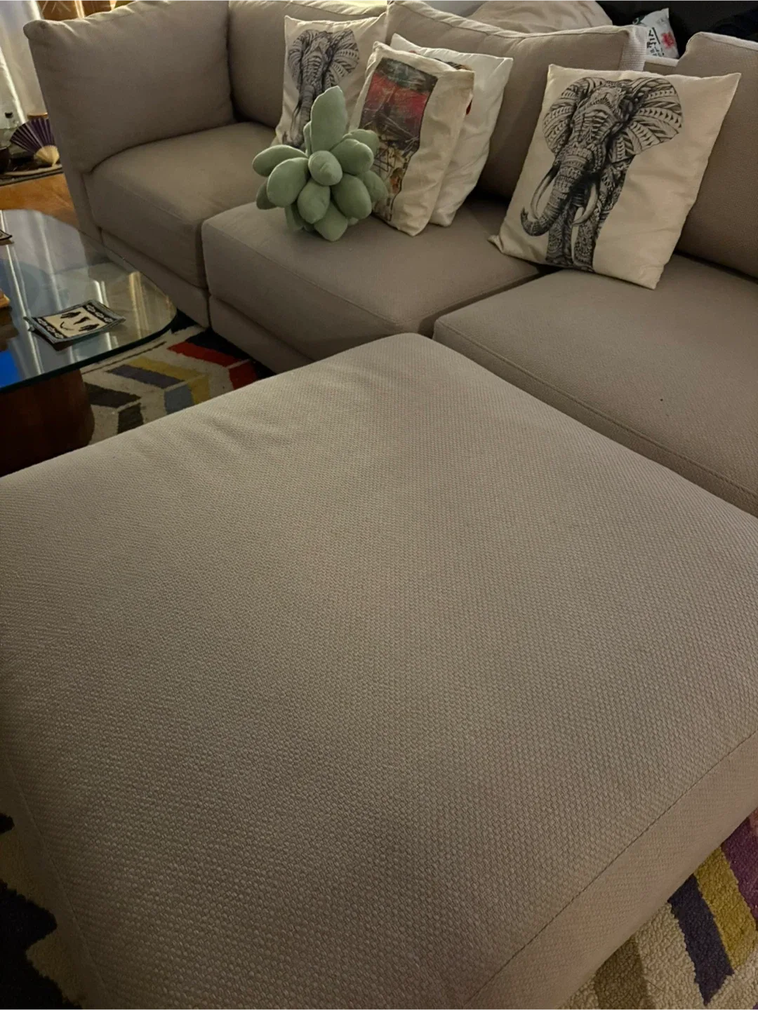 Crate & Barrel Sectional image indicator(2)