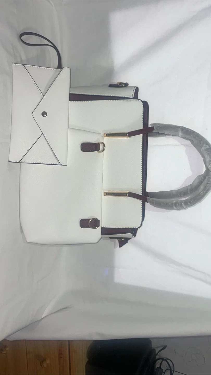 White & Burgundy Handbag image indicator(2)