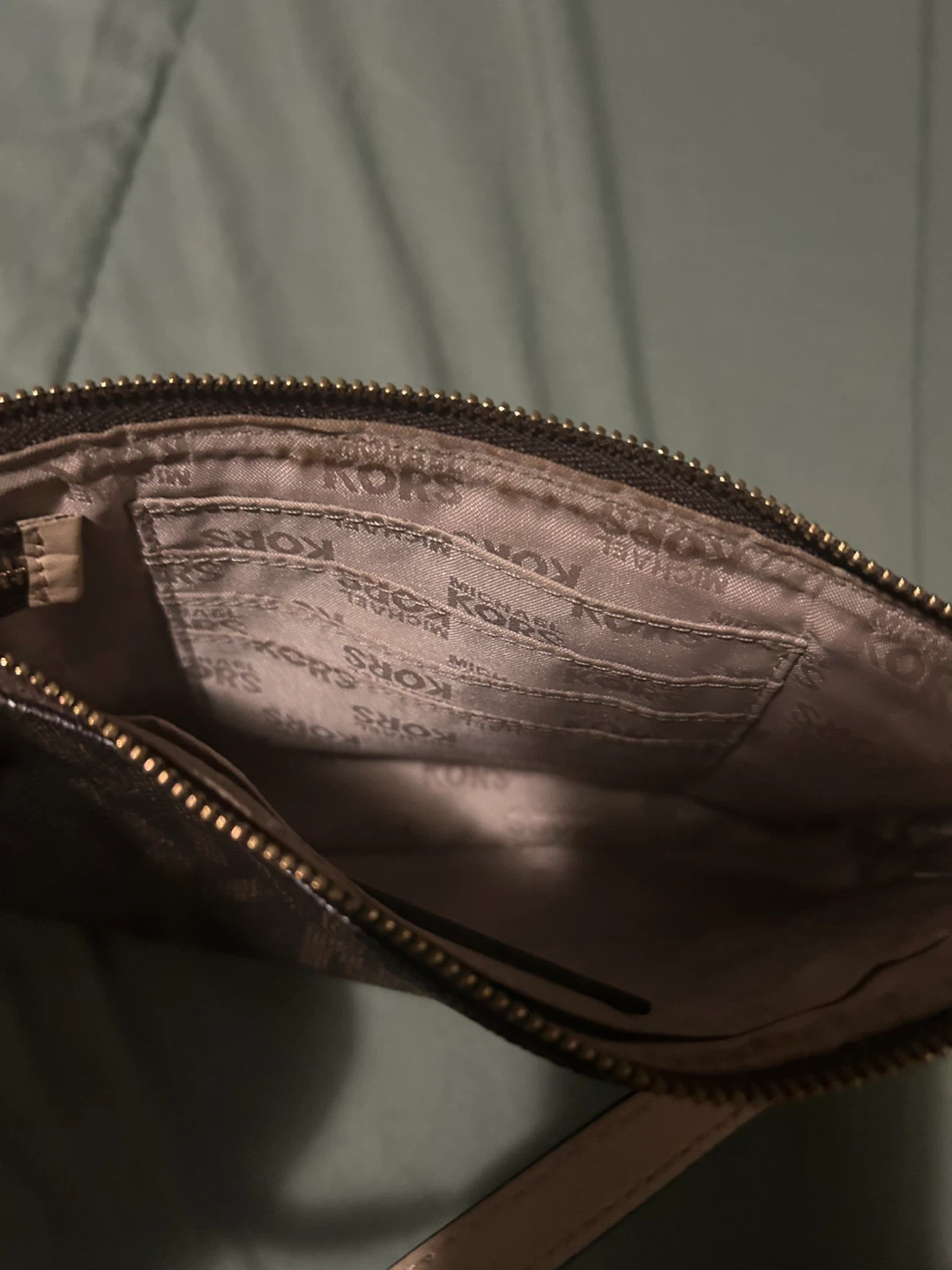 Michael Kors Brown Wristlet - photo 3