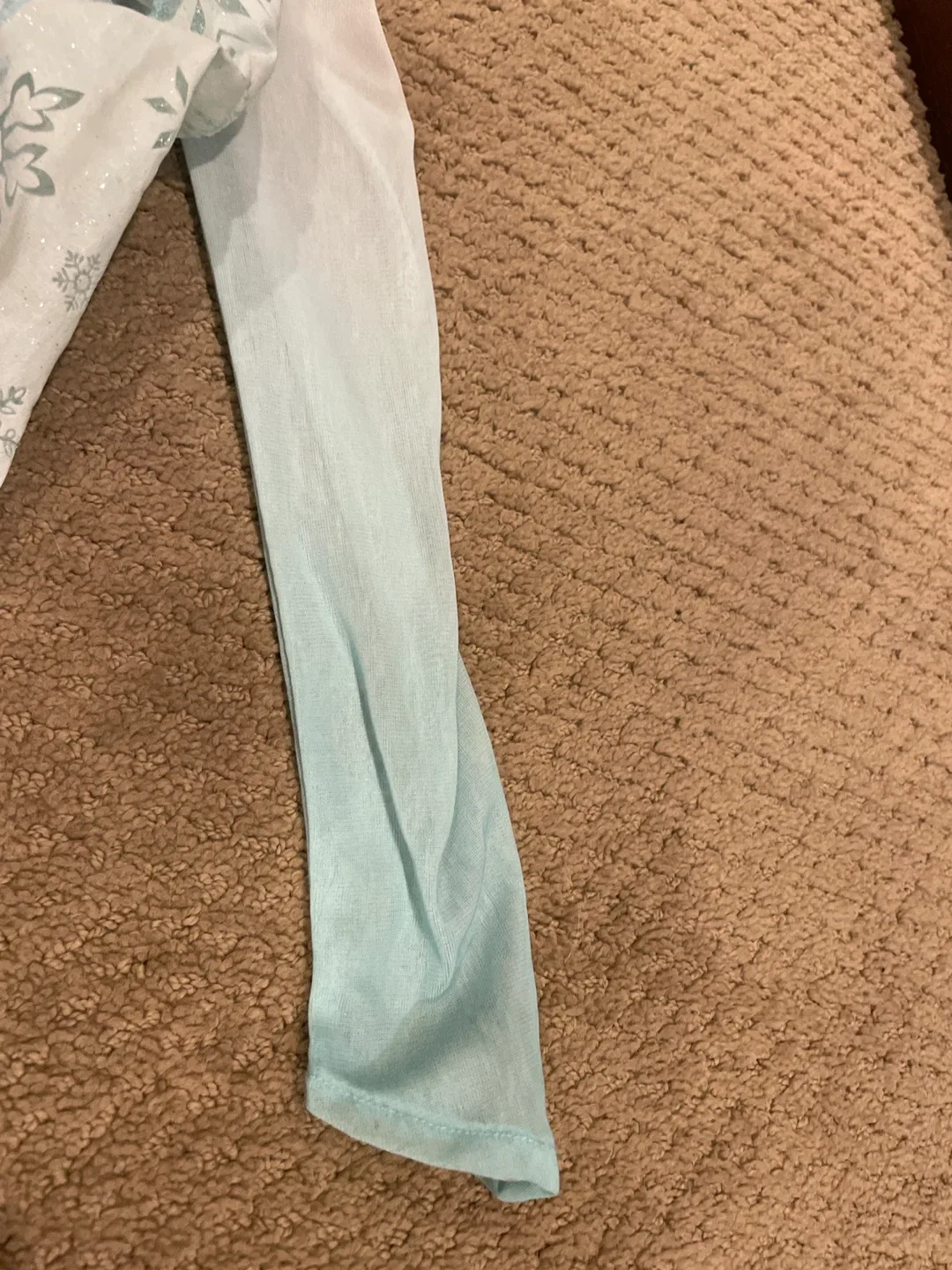 Disney Store Frozen Elsa Dress Size 5/6 image indicator(5)