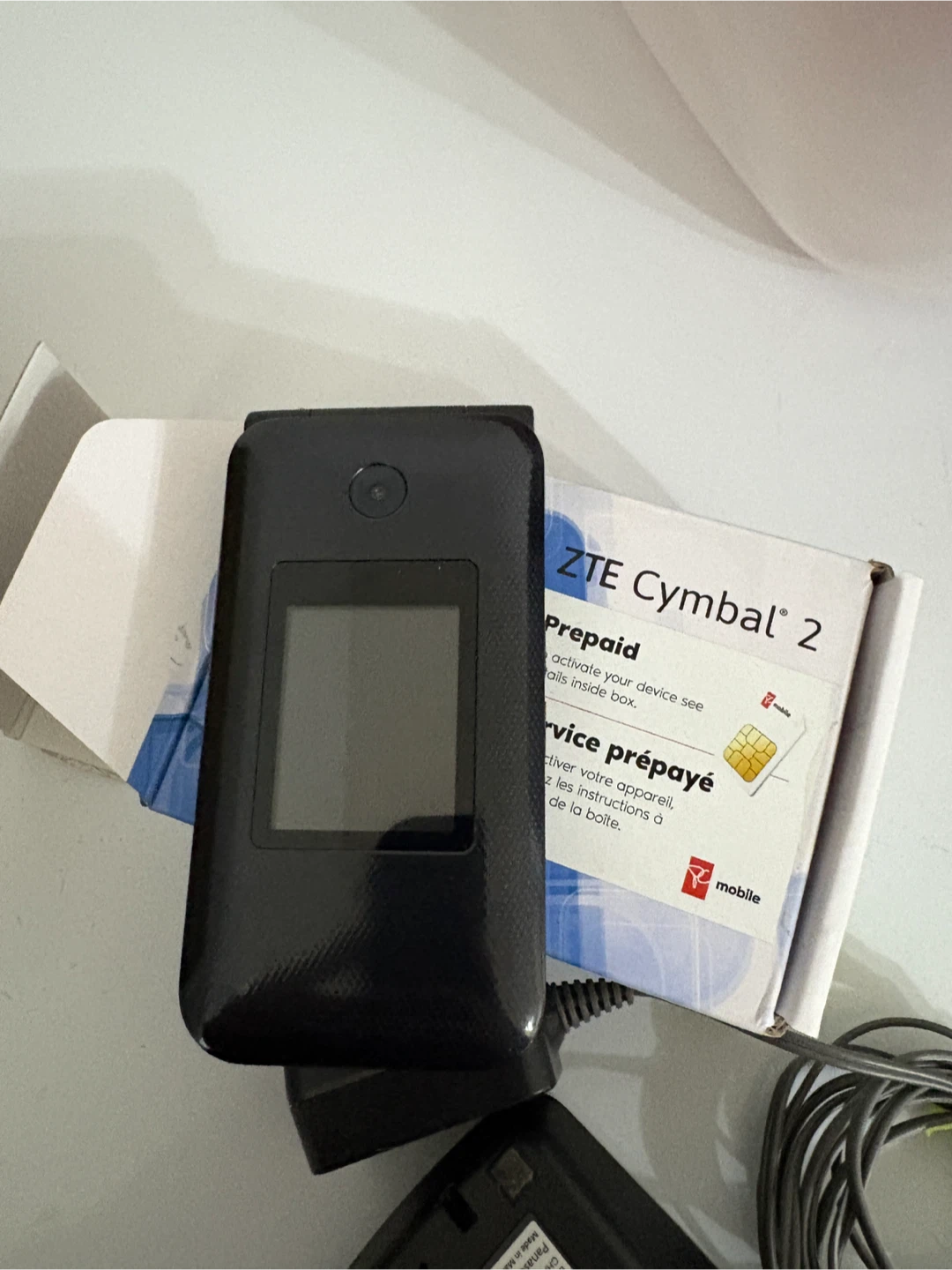 ZTE Cymbal 2 Flip Phone - Like New! - photo 3