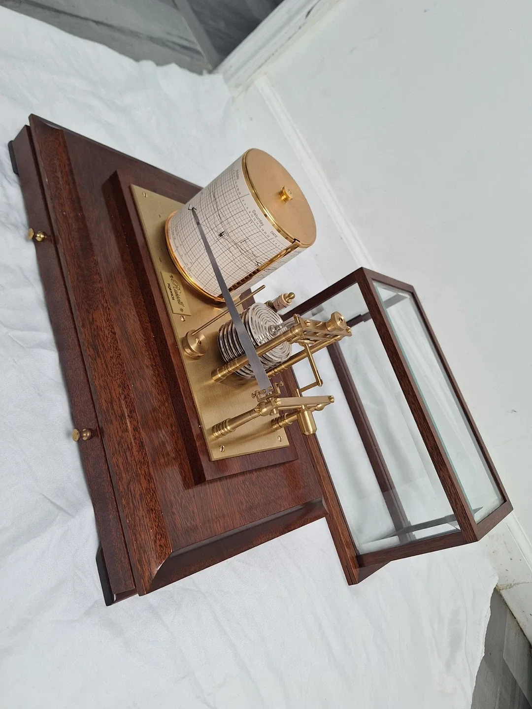 R. Fuess Windsor Barograph image indicator(3)