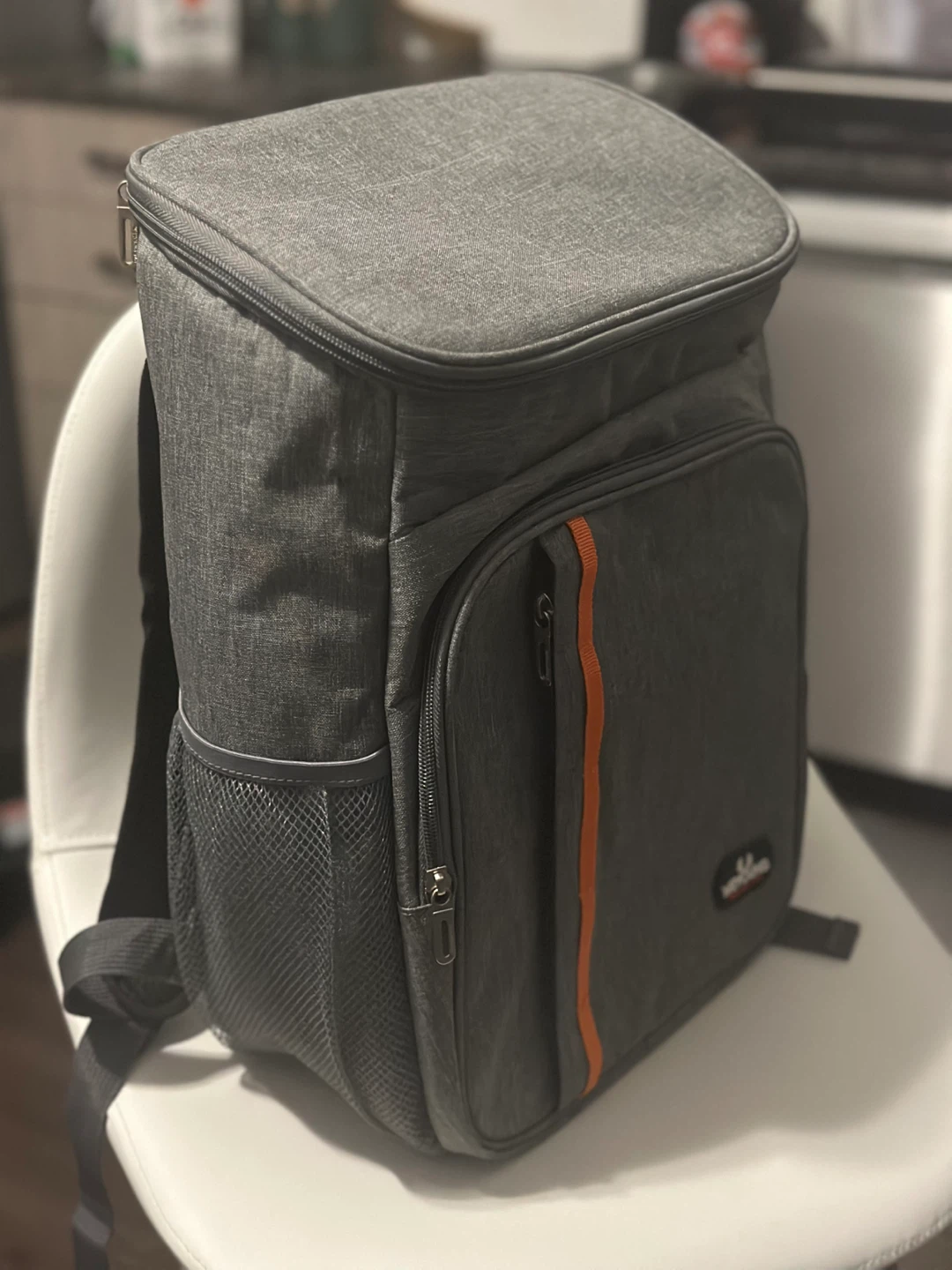 Insulated cooler backpack - photo 2