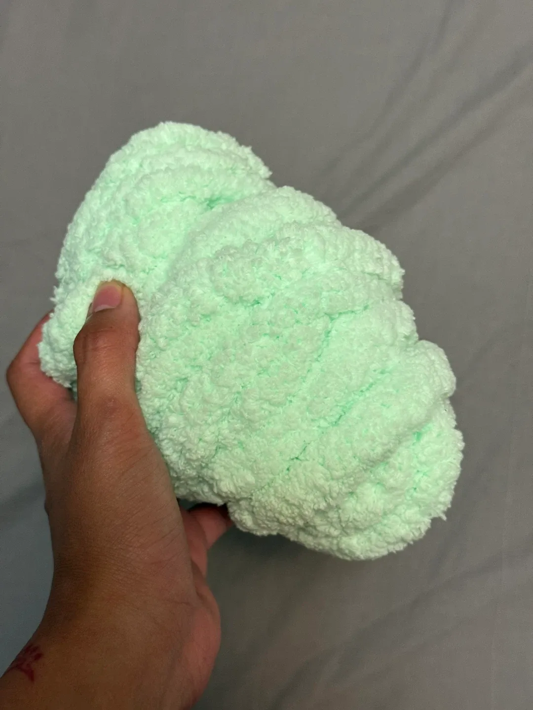 Free Yarn and Yarn Scraps image indicator(6)