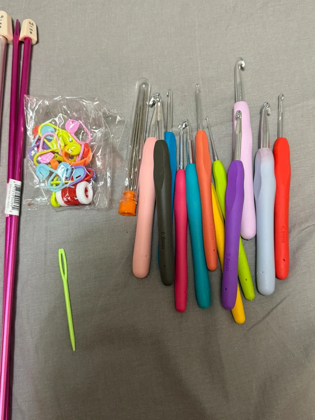 Free Yarn and Yarn Scraps image indicator(10)