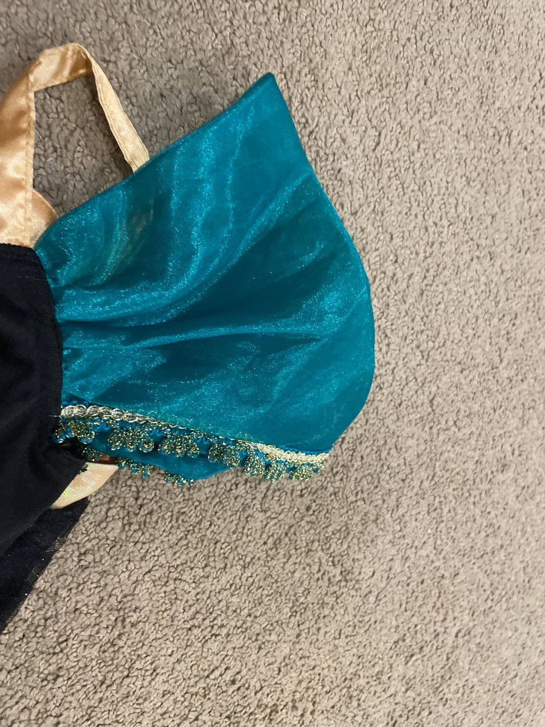 Disney Store Anna Dress - Size 5/6 image indicator(8)