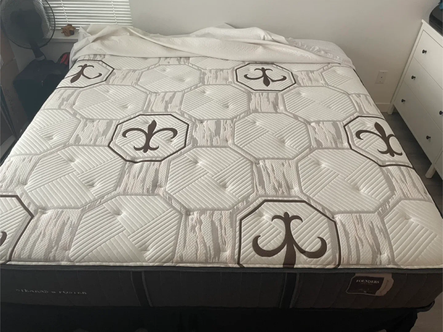 Stearns & Foster Founders Collection Mattress thumbnail