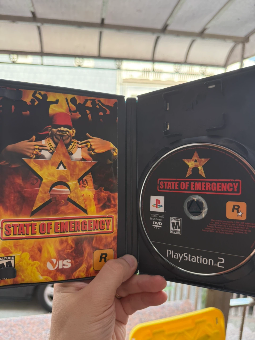 State of Emergency - Playstation 2 Game - photo 2