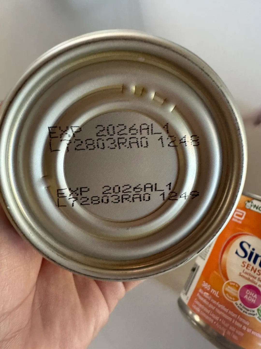 Similac Advance & Sensitive Formula Cans image indicator(2)