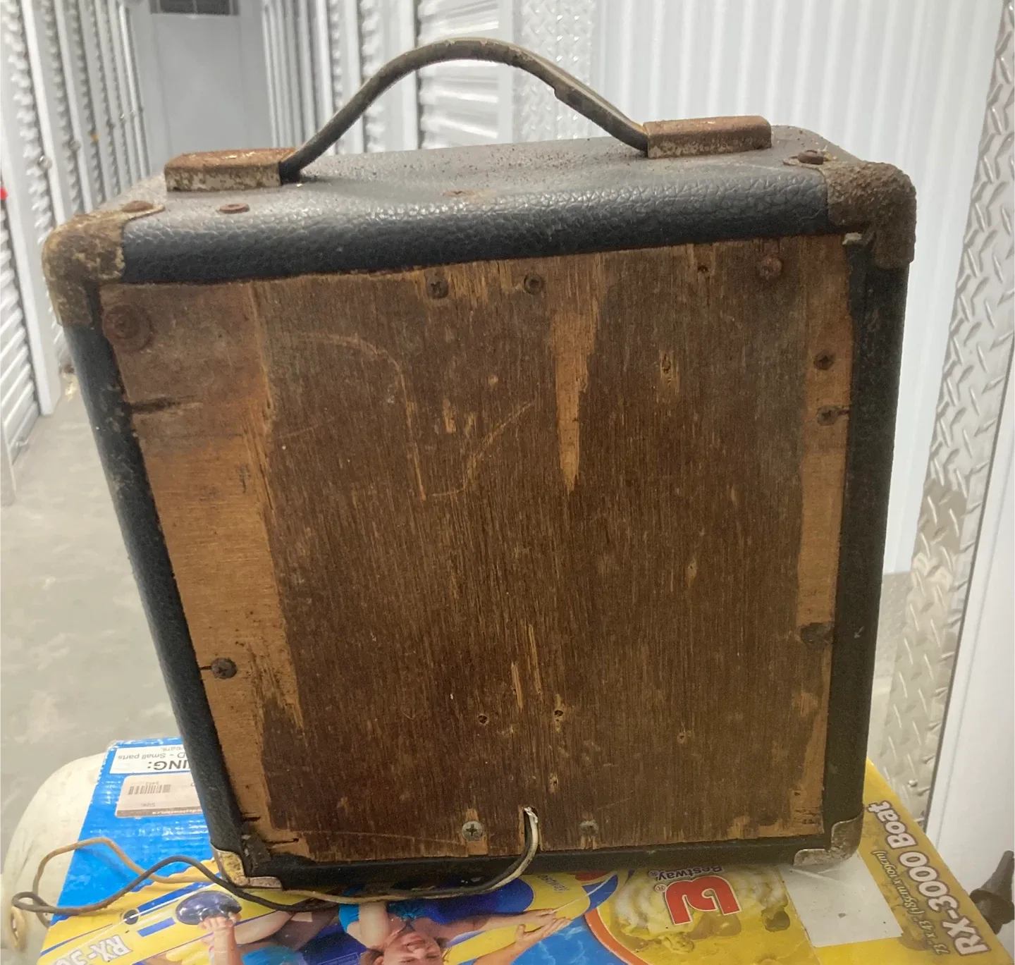 Squier SP-10 Guitar Amplifier image indicator(2)