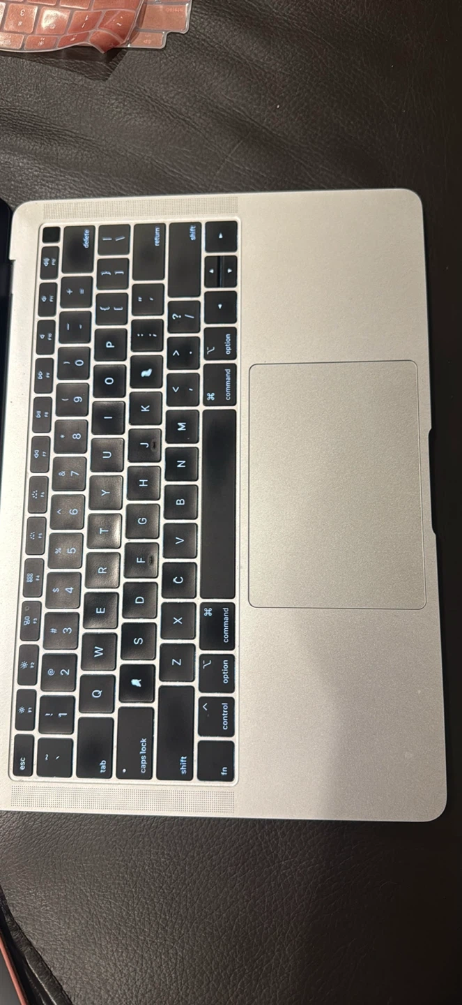 MacBook Air 13-inch, 2019 - photo 2