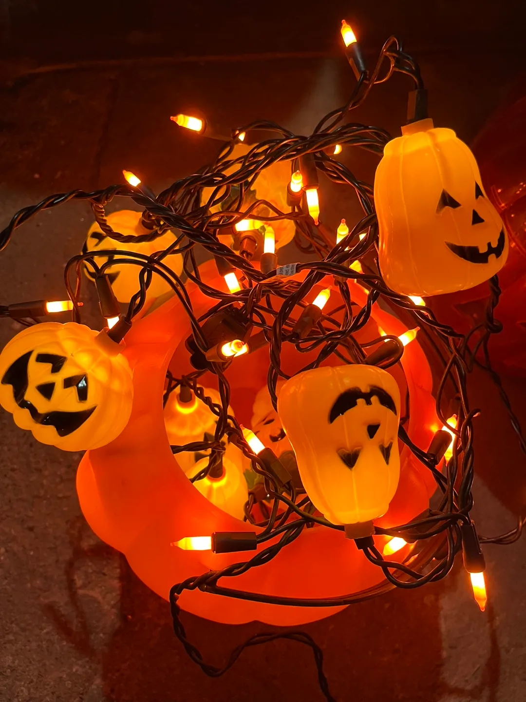 Vintage Halloween Pumpkin String Lights image indicator(3)
