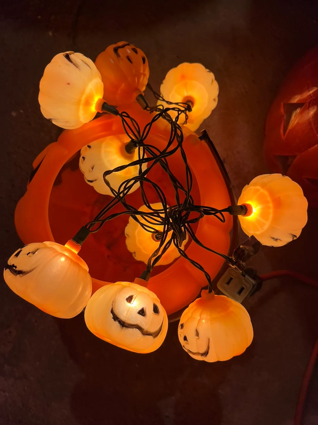 Vintage Halloween Pumpkin String Lights image indicator(5)