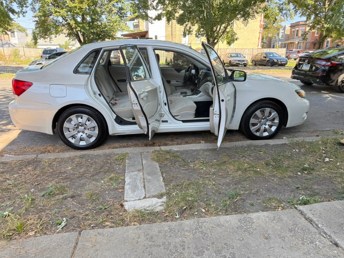 2010 Subaru Impreza SUV - White thumbnail