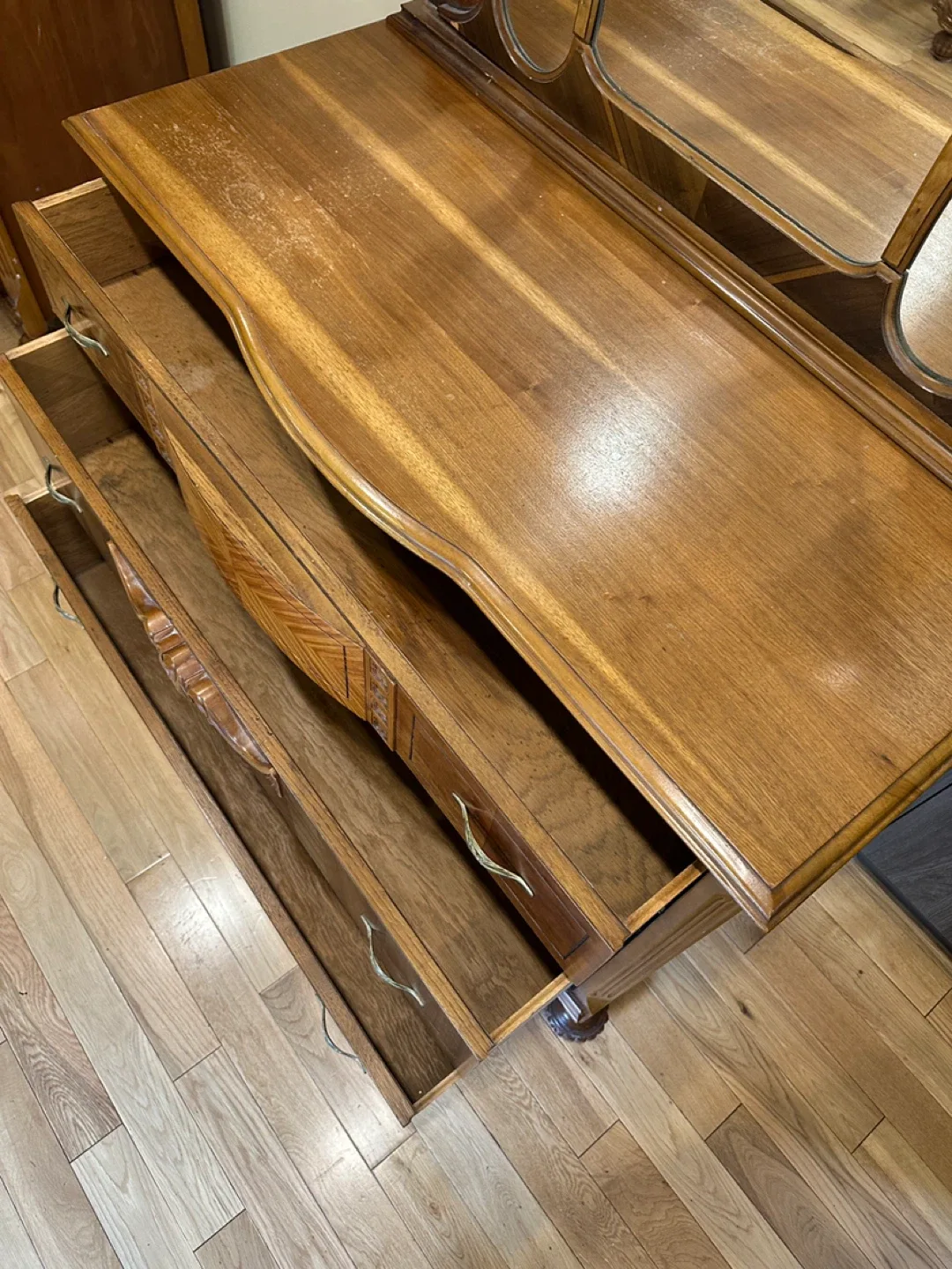 Beautiful Antique Waterfall Dresser (CAN DELIVER) image indicator(8)