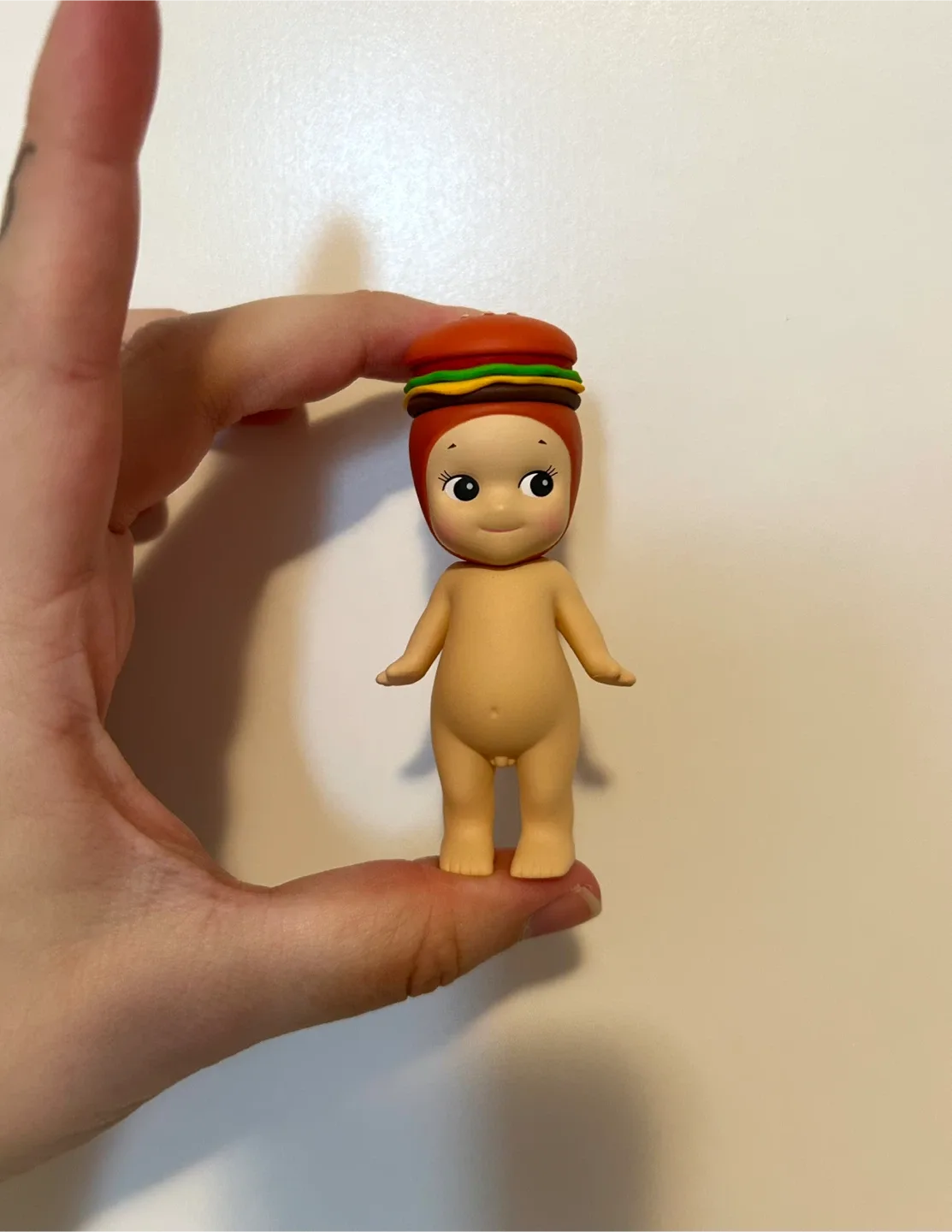 Sonny Angel Snack Series Burger Mini figure thumbnail