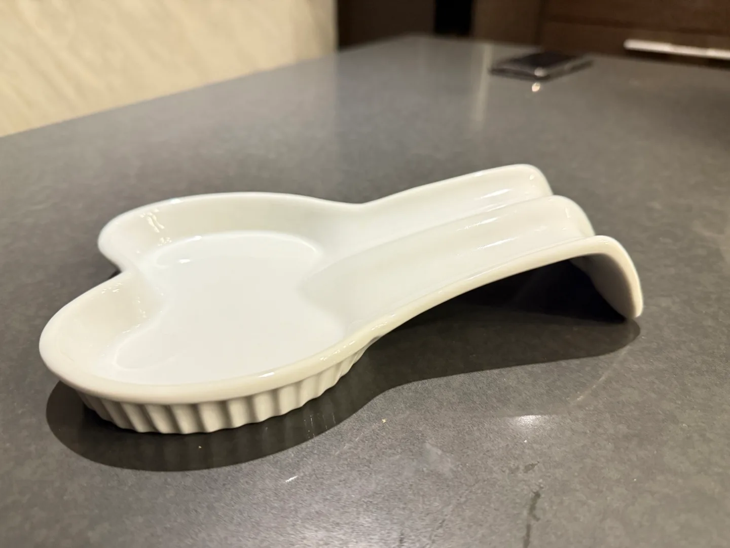 White Ceramic Spoon Rest thumbnail