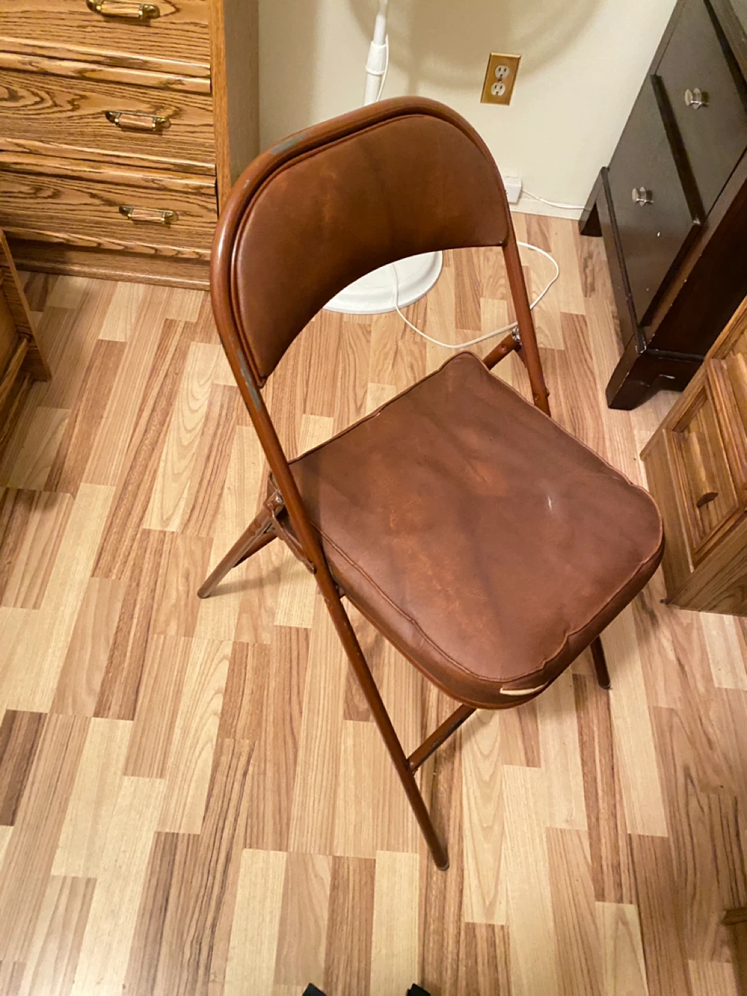 Wooden Desk with drawers & folding chair - photo 5