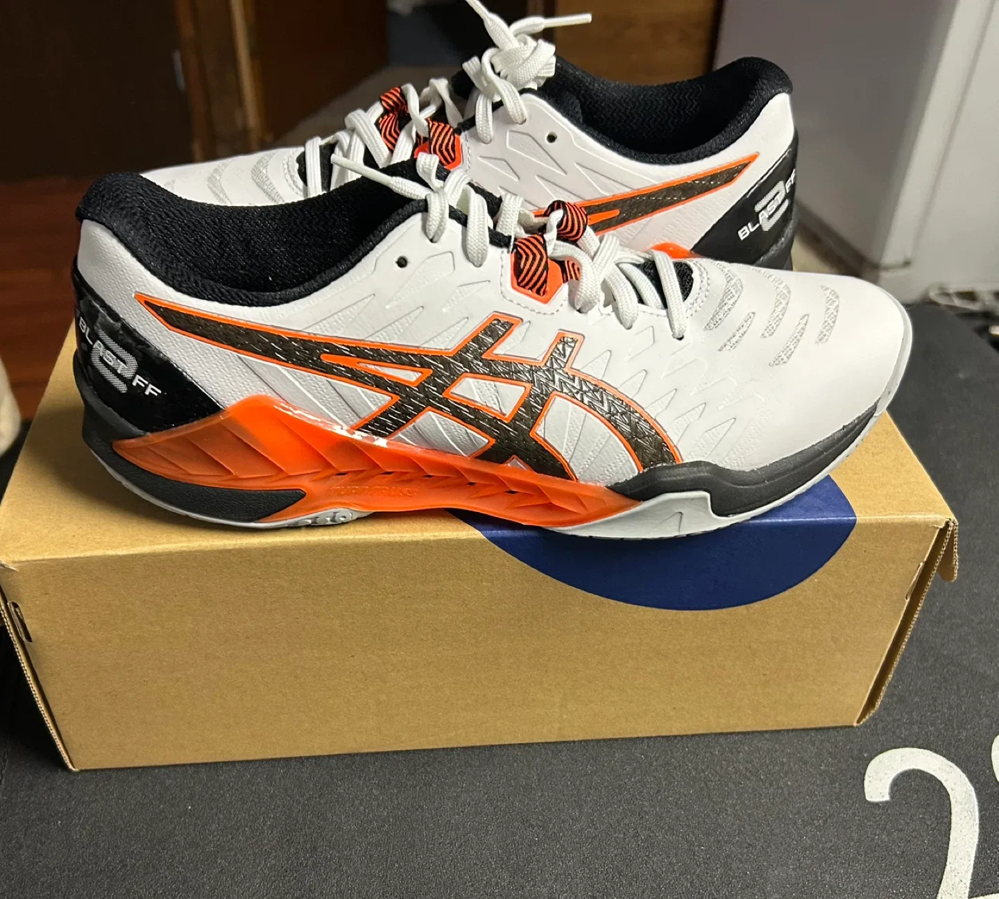 Asics Blast FF 2 White/Black, Men's US 9 image indicator(3)