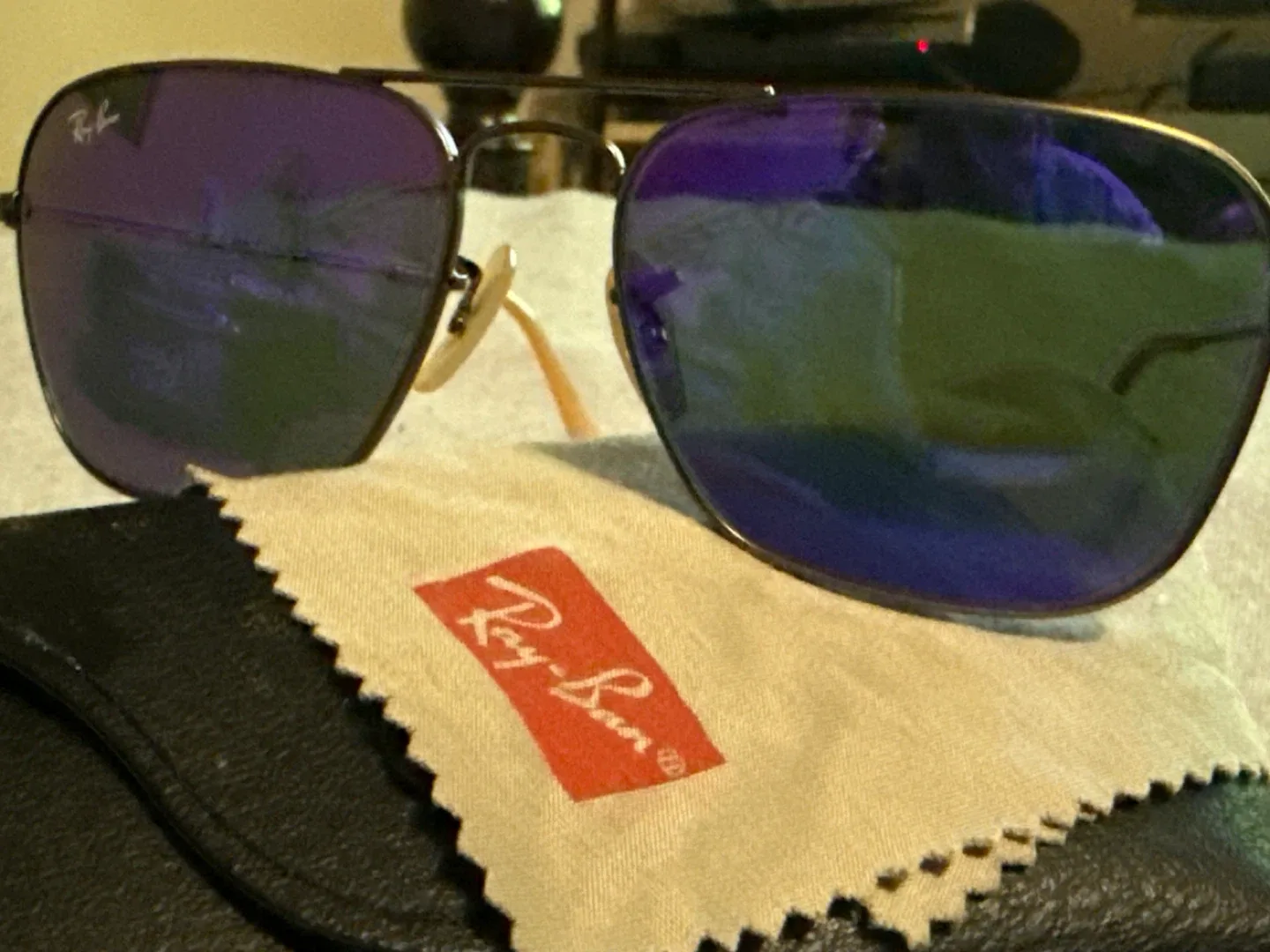 Ray-Ban RB3136 Caravan Sunglasses image indicator(3)