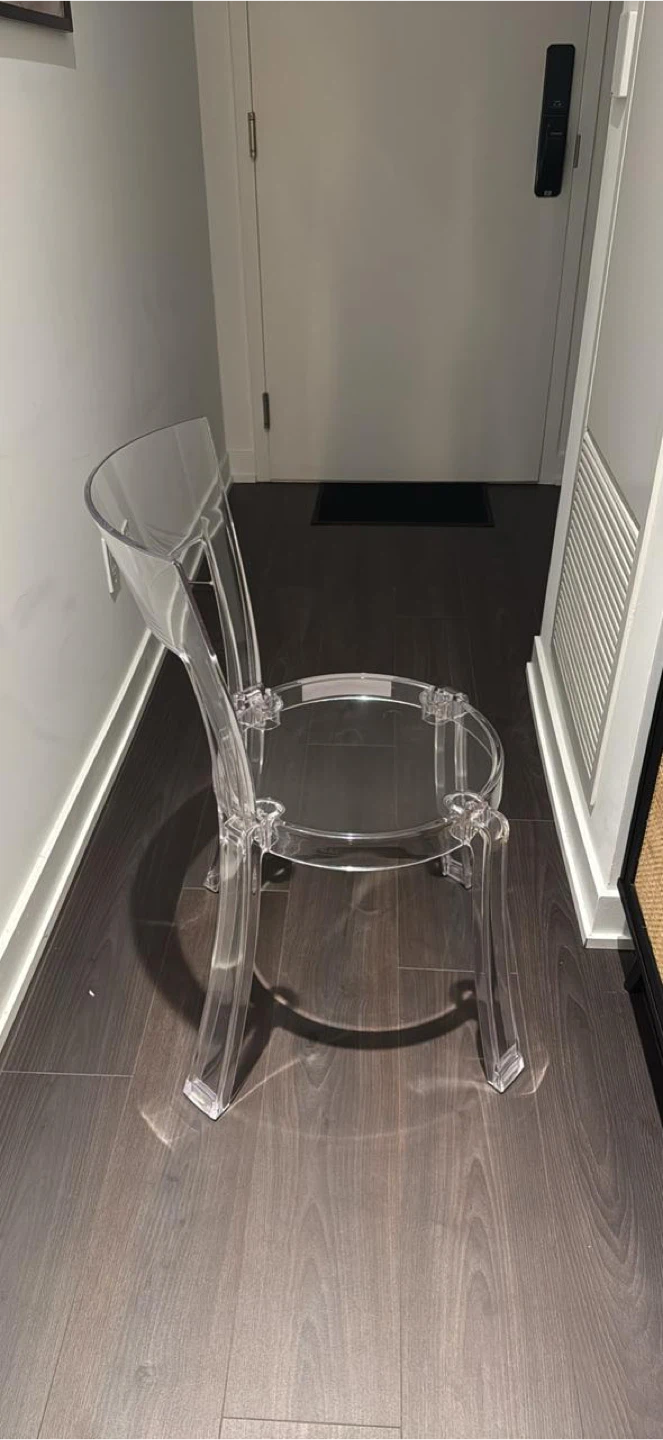 Clear Acrylic Ghost Chair - photo 2