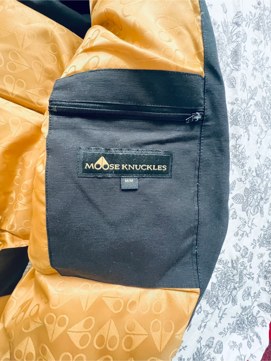 Moose Knuckles Black Down Parka - Size L - photo 3