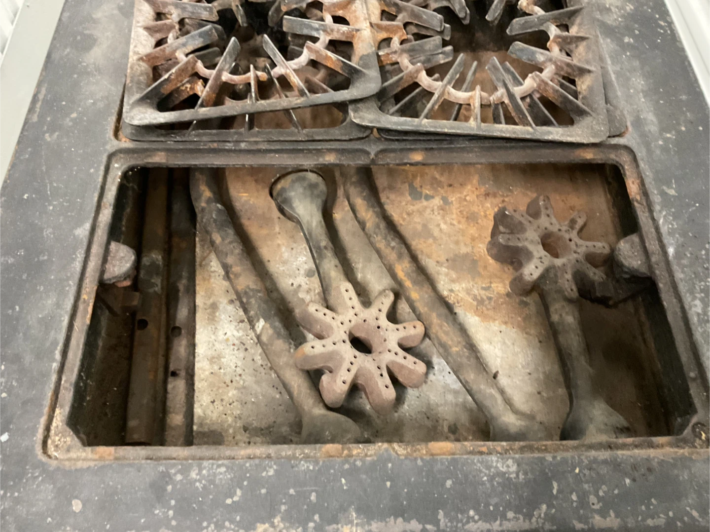 Vintage Stratford Stove - photo 5