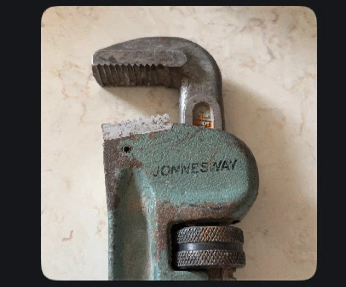 Vintage Drop Forged Jaws 18" Pipe Wrench image indicator(2)