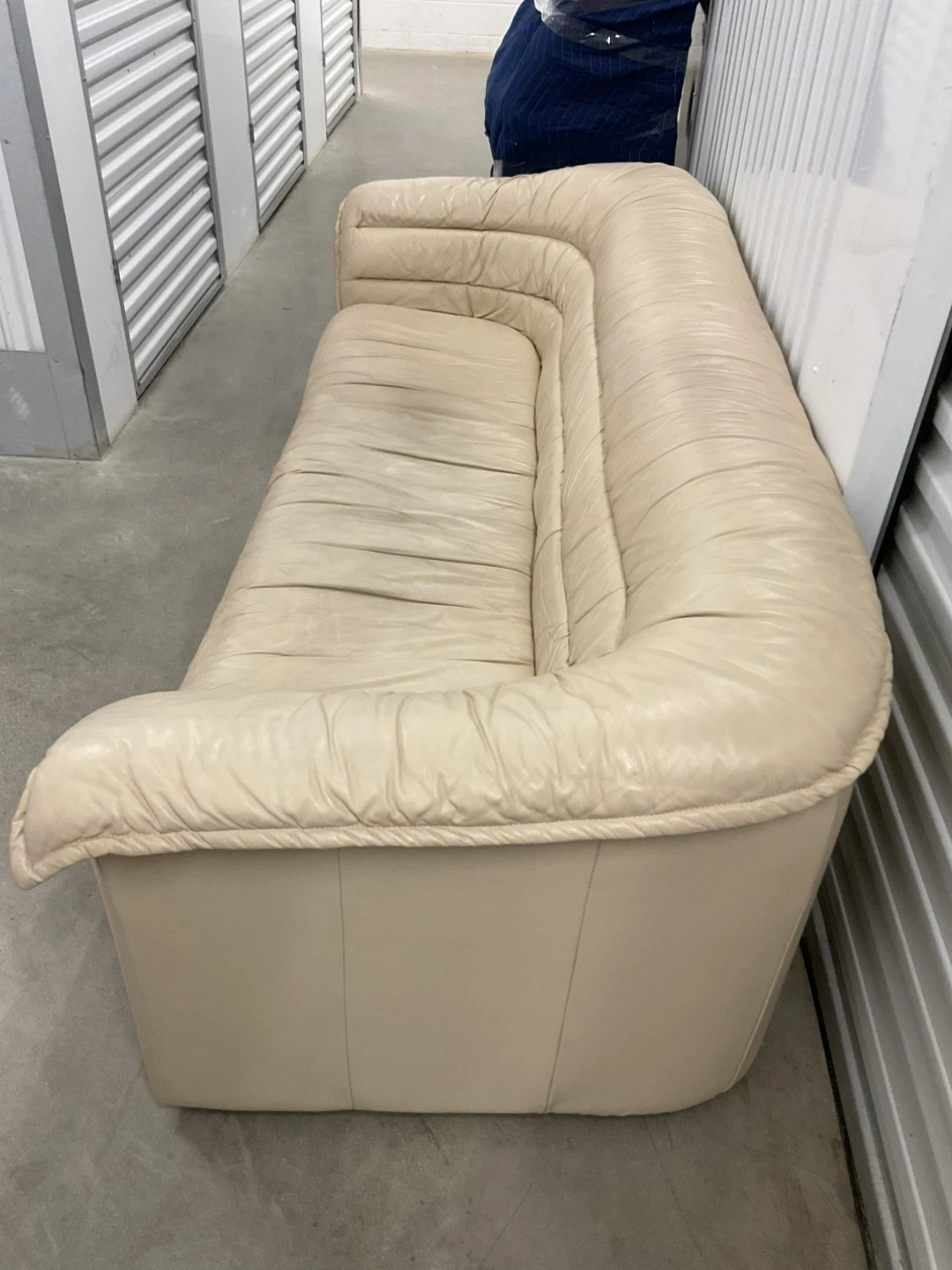 VINTAGE CREAM LEATHER SOFA - photo 4
