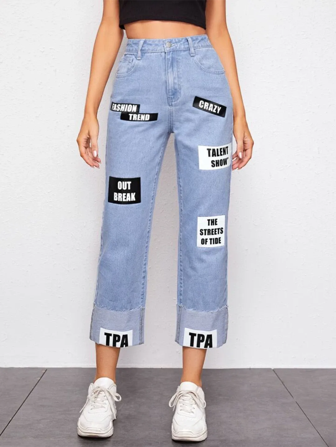 Light Blue Jeans with Patches - size M thumbnail