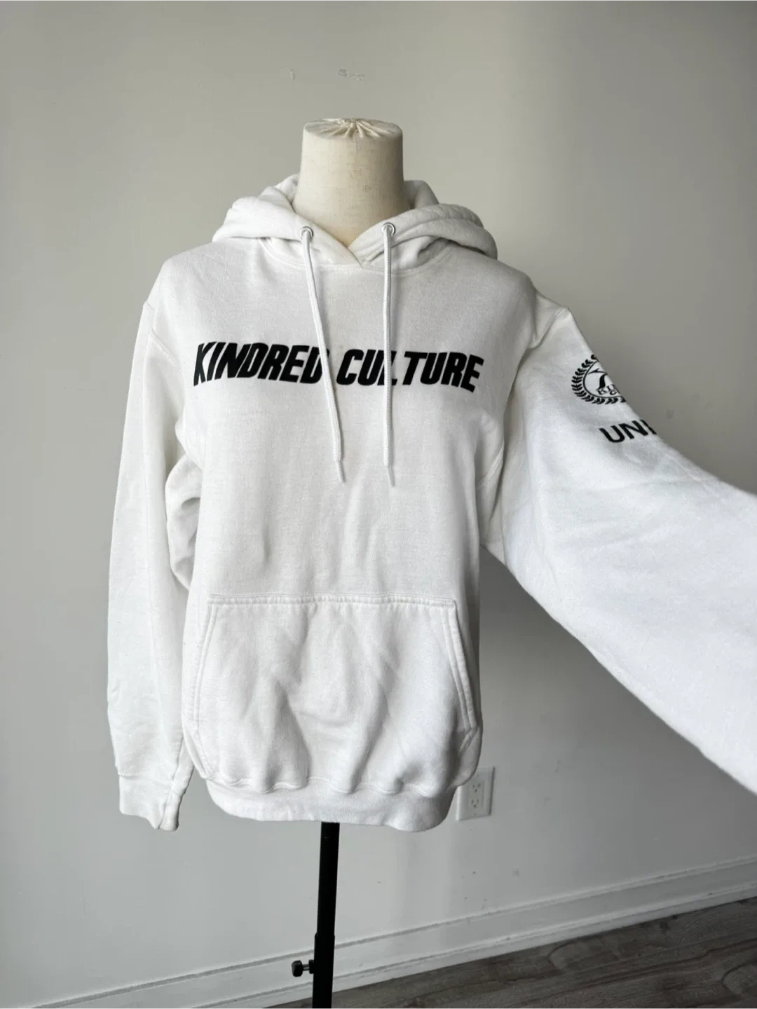 Kindred Culture White Hoodie - Size S thumbnail