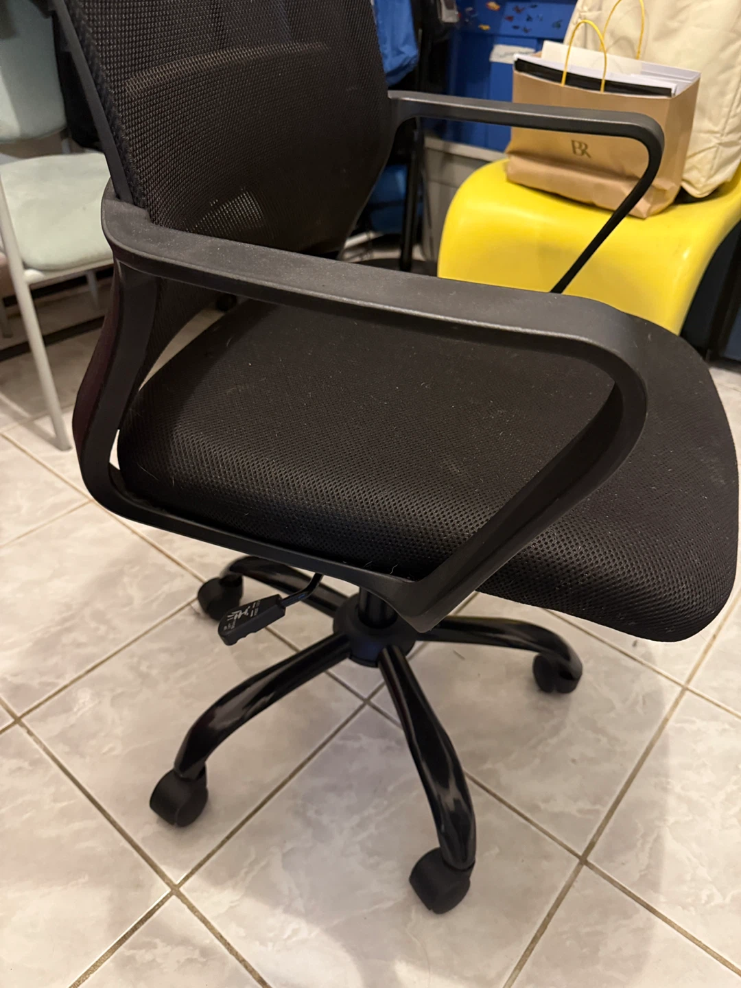 Black Mesh Office Chair🥕 - photo 2