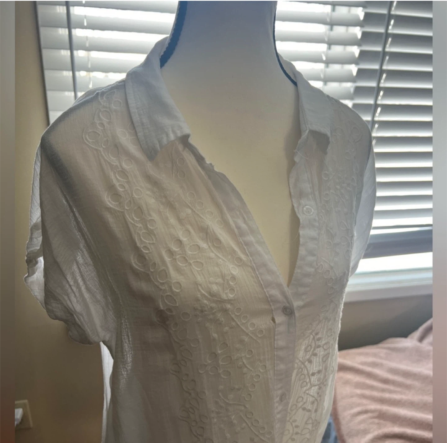 White Embroidered Blouse Dress - photo 4