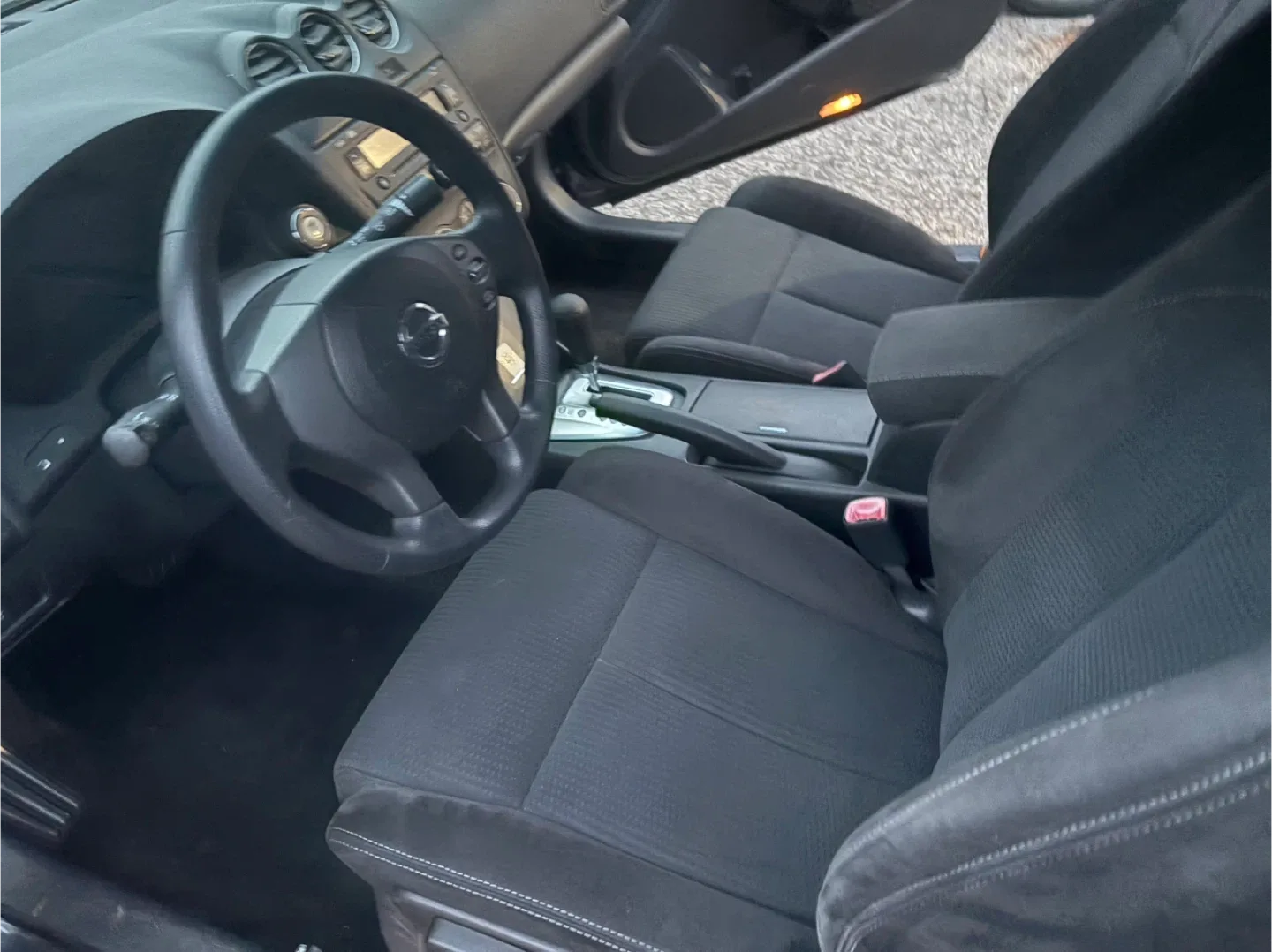 2013 Nissan Altima Coupe, Gray. $3300 image indicator(5)