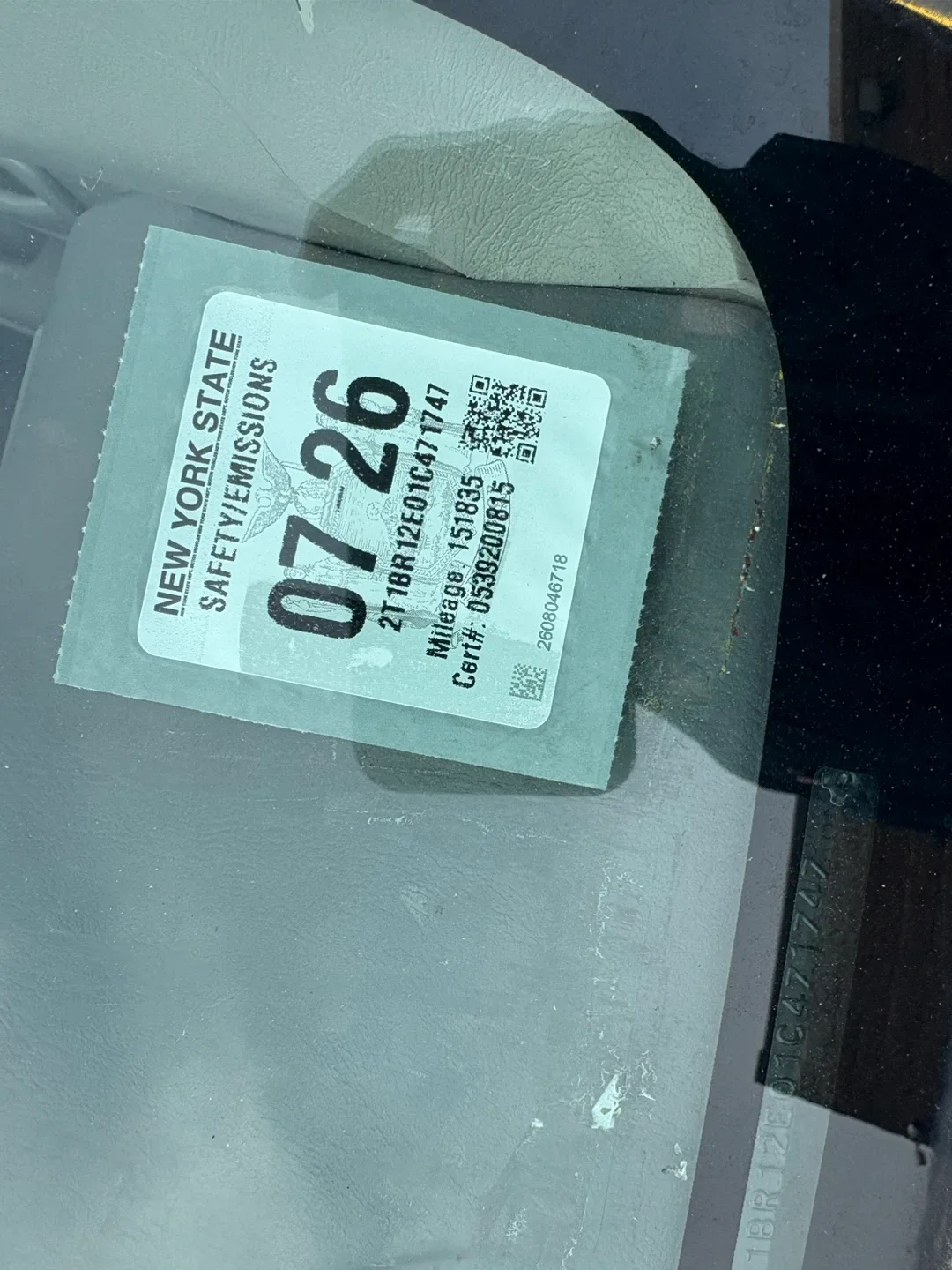 2001 Toyota Corolla LE Silver  2300 image indicator(9)