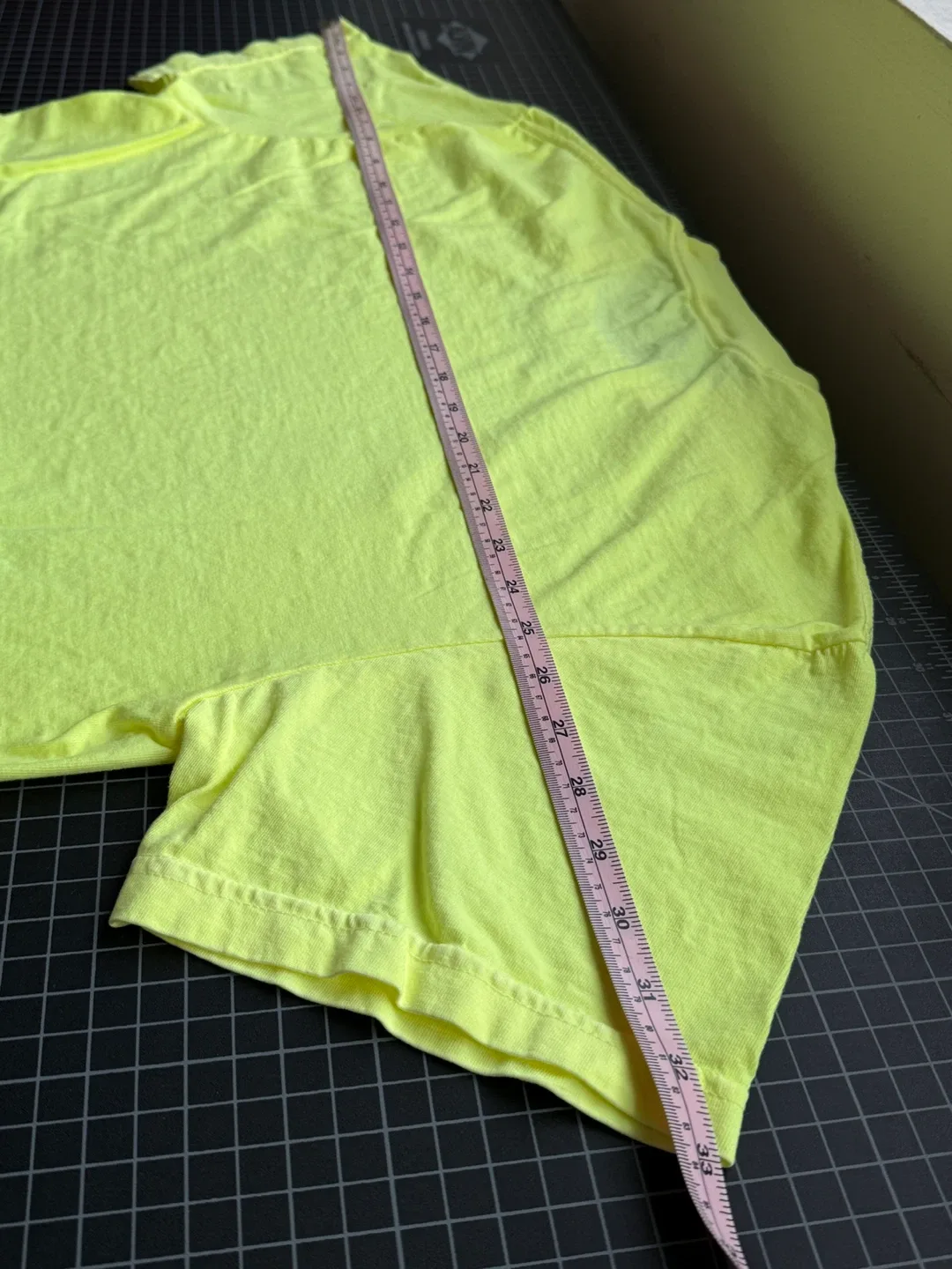 The Smashing Machine A24 Promo T-Shirt - Large image indicator(6)