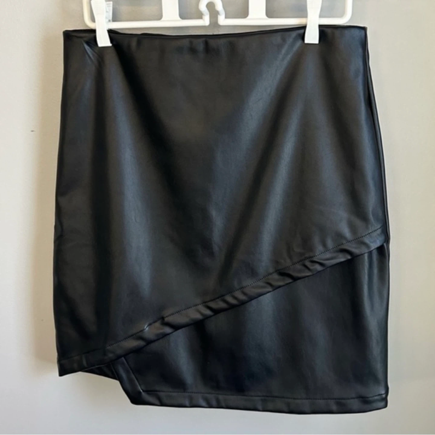 Pentagone Faux Leather Asymmetrical Mini Skirt Womens Sz S Vegan