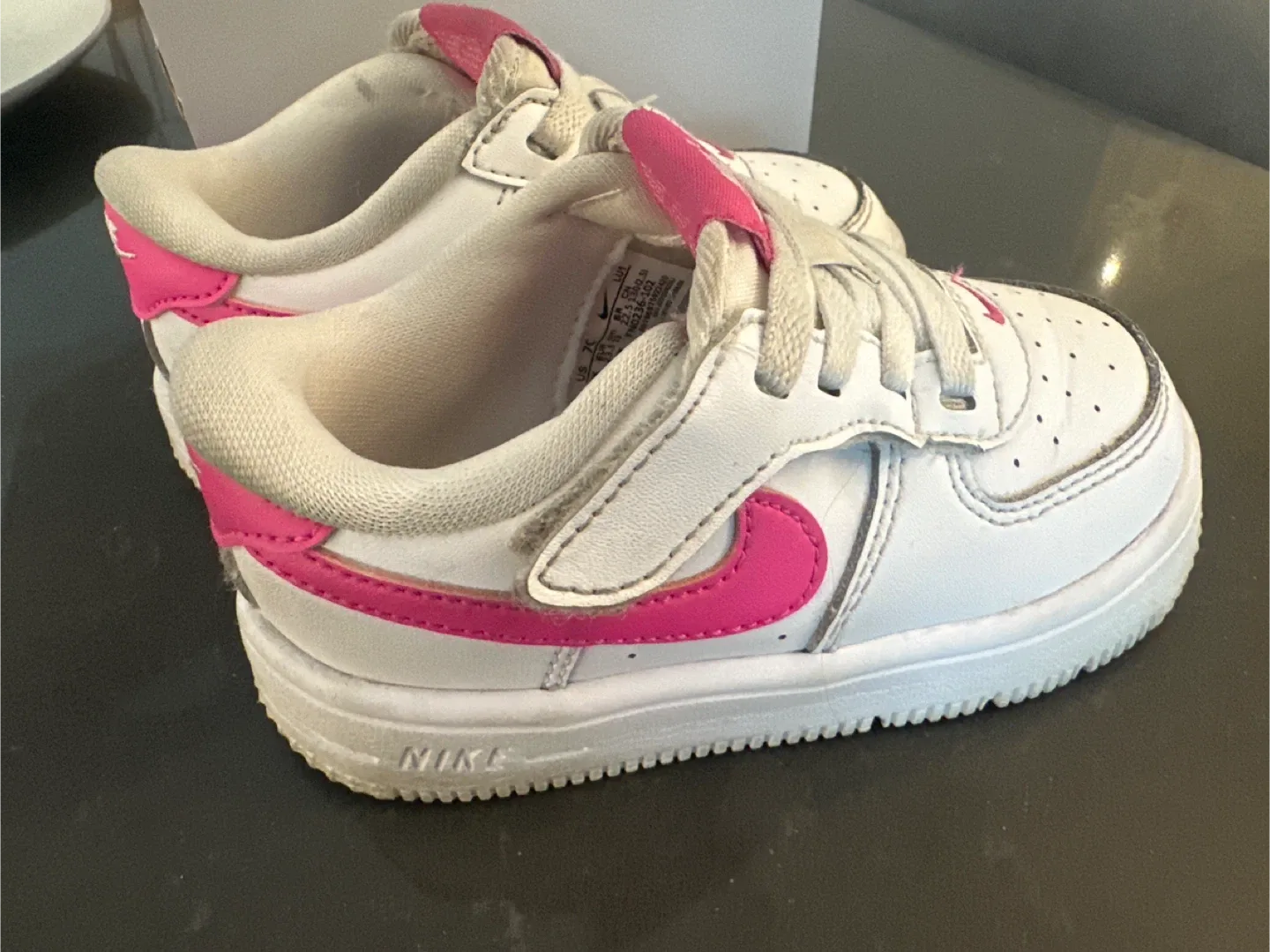 Toddler Girl Nike Force 1 Low EasyOn - Size 7C image indicator(4)